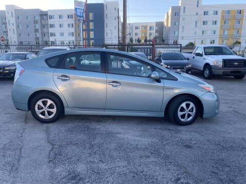 2014 Toyota Prius Three