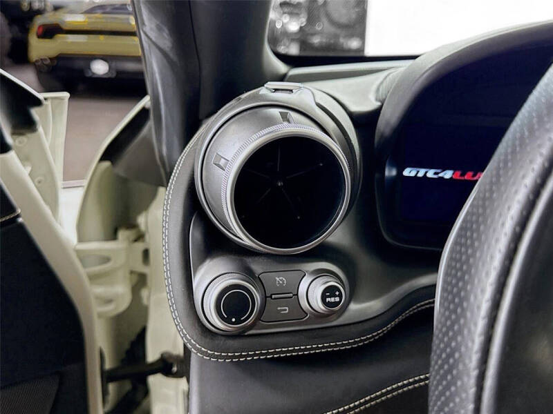 2019 Ferrari GTC4Lusso T