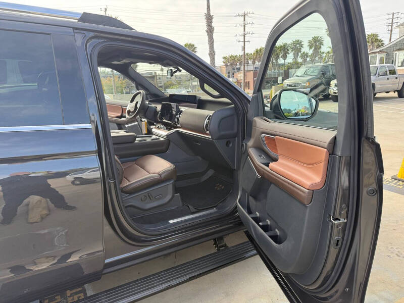 2025 Ford Expedition King Ranch