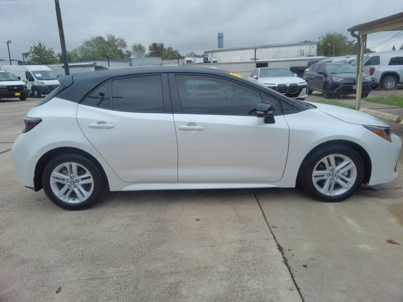 2022 Toyota Corolla Hatchback SE
