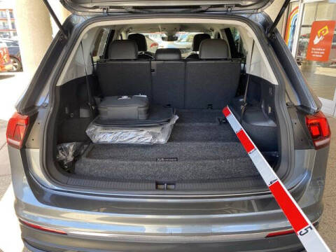 2023 Volkswagen Tiguan SE
