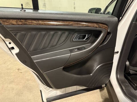 2019 Ford Taurus Limited