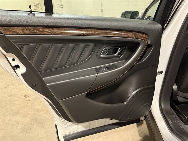 2019 Ford Taurus Limited