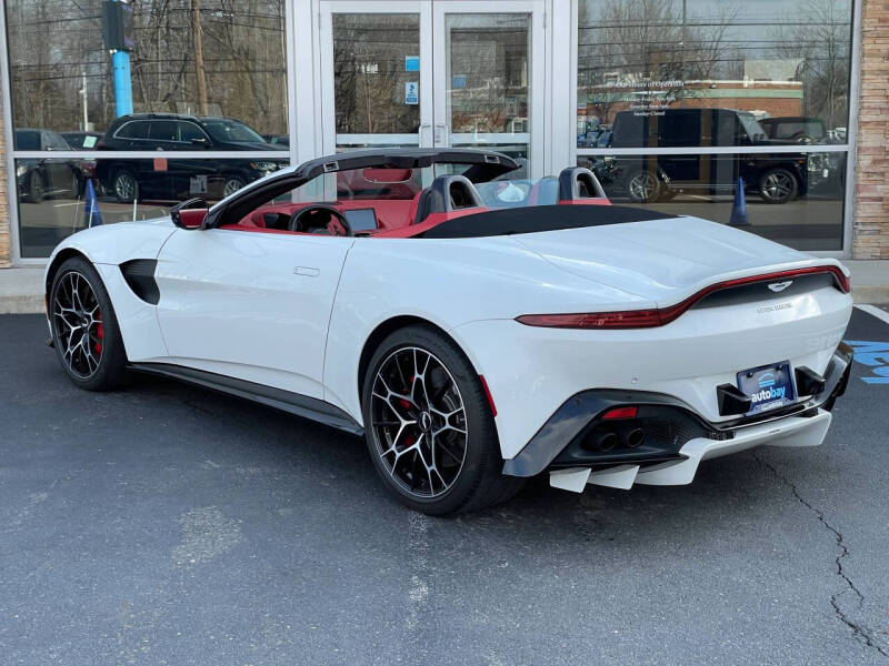 2021 Aston Martin Vantage