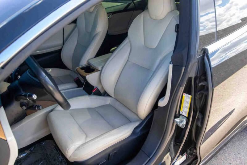 2020 Tesla Model S