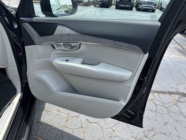 2023 Volvo XC90 Recharge T8 Plus Bright Theme 6P