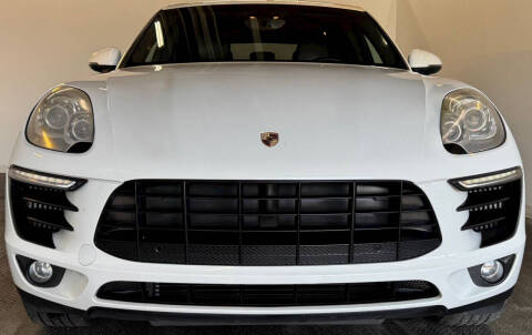 2015 Porsche Macan S