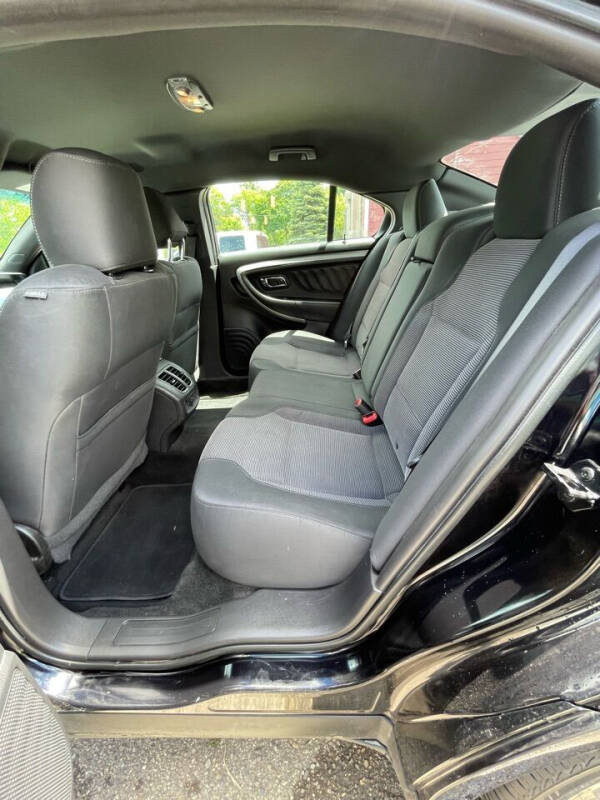 2016 Ford Taurus SEL