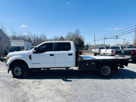 2017 Ford F-350 Super Duty for sale at Twin D Auto Sales in Johnson City TN