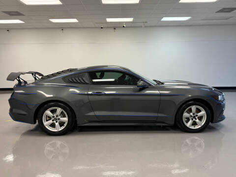 2017 Ford Mustang V6