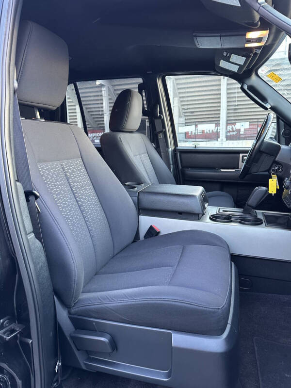 2015 Ford Expedition EL XLT