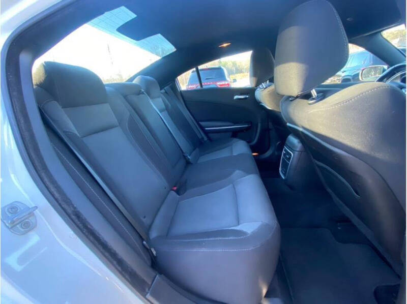 2017 Dodge Charger SXT