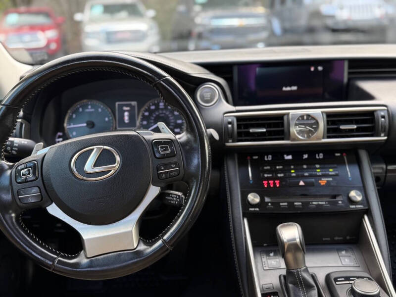 2017 Lexus IS 300