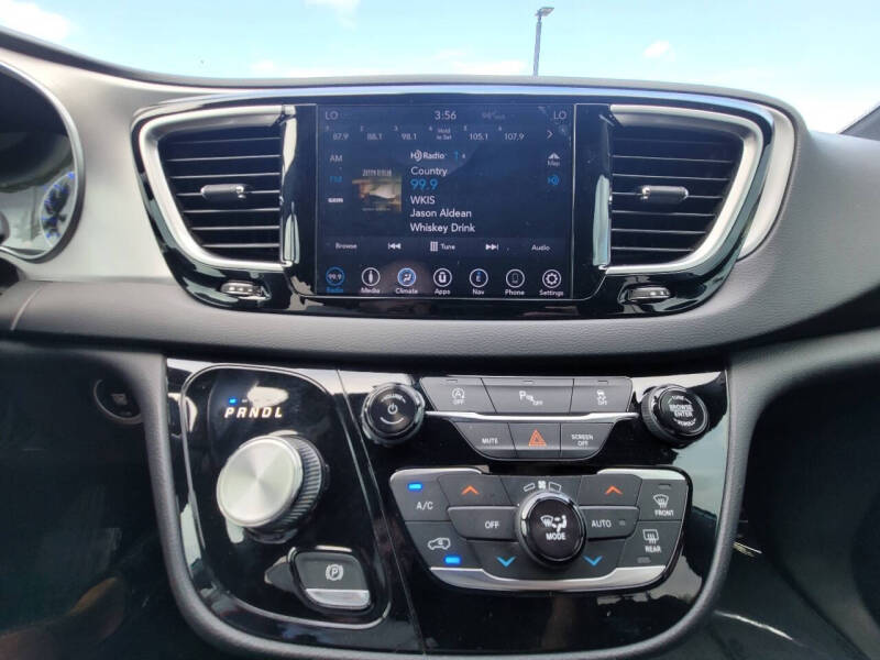 2019 Chrysler Pacifica Touring Plus