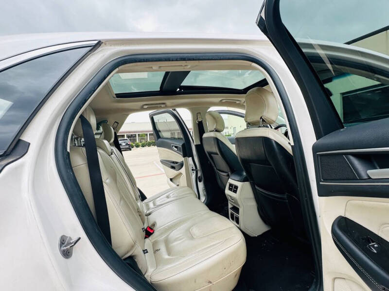 2019 Ford Edge Titanium