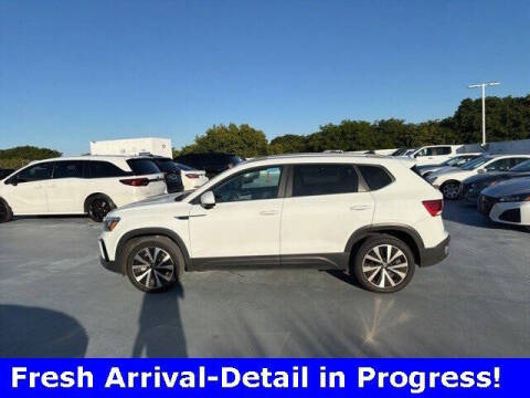 2024 Volkswagen Taos SE