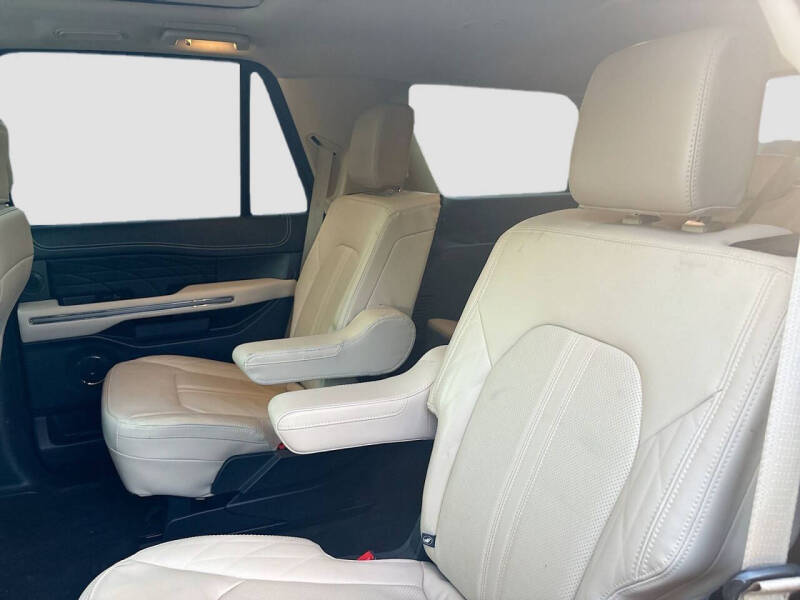 2022 Ford Expedition Platinum