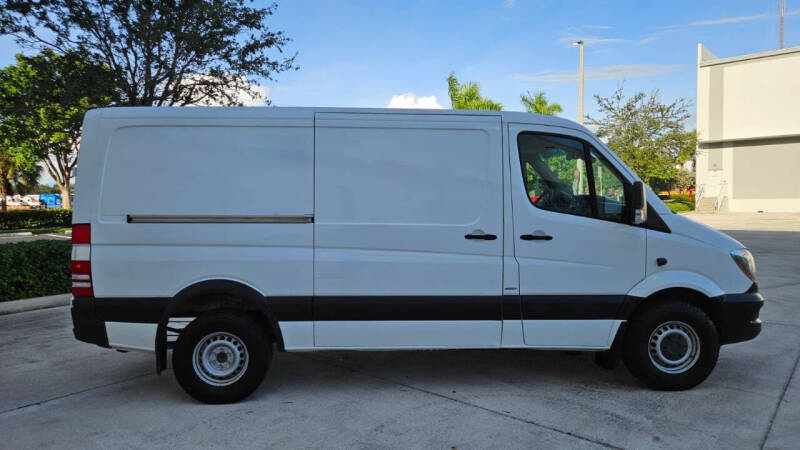 2016 Mercedes-Benz Sprinter Worker 2500
