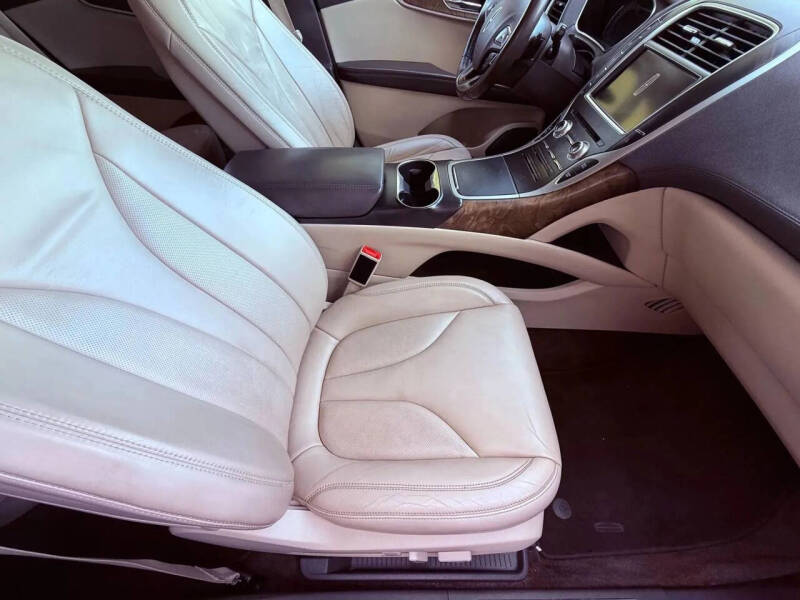 2016 Lincoln MKX Select