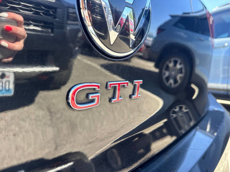 2024 Volkswagen Golf GTI S