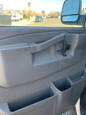 2016 Chevrolet Express 2500