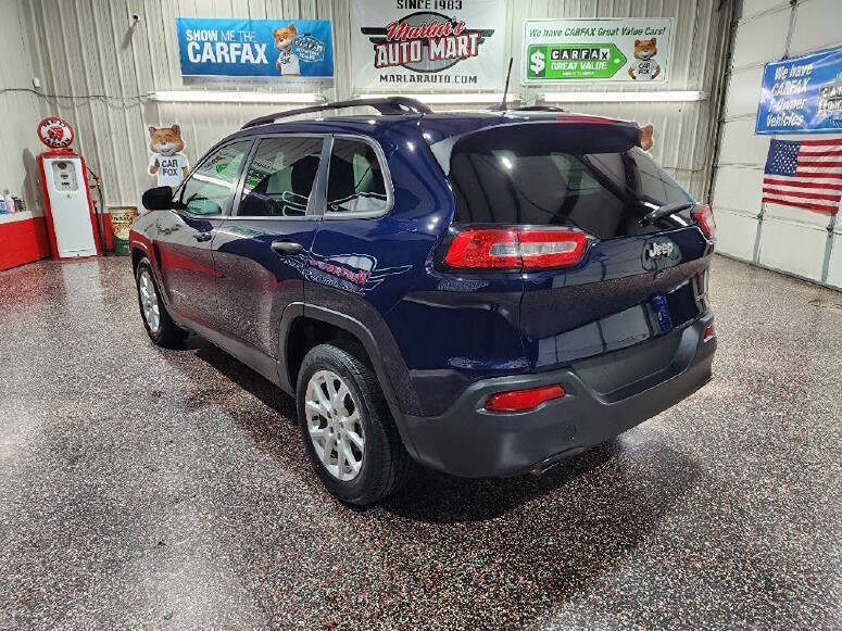 2016 Jeep Cherokee Sport