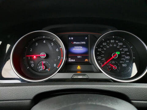 2019 Volkswagen Golf GTI SE