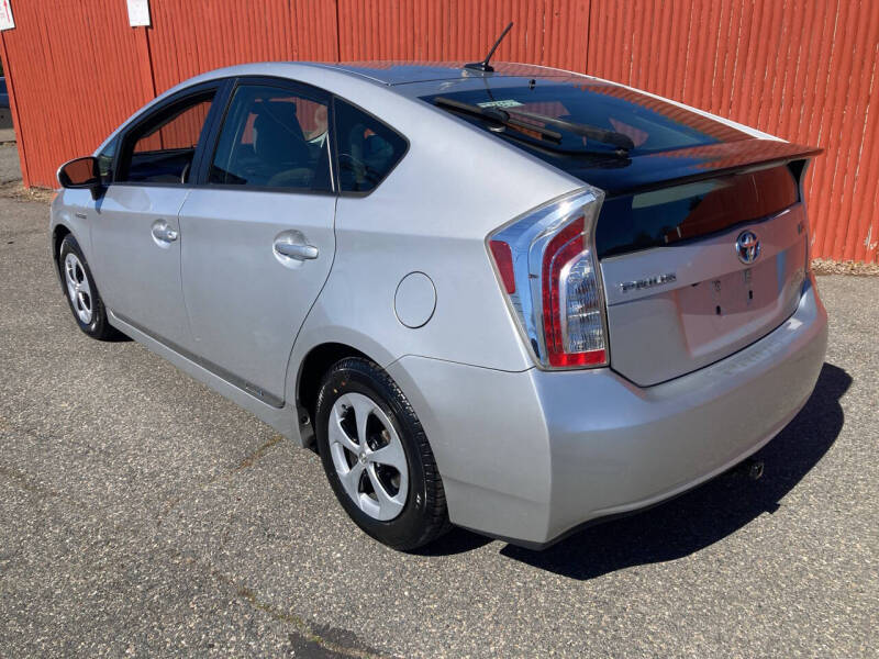 2012 Toyota Prius Two