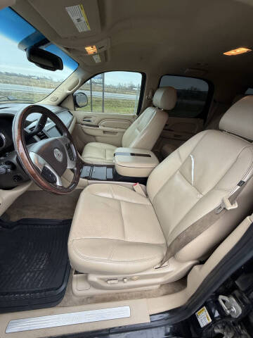 2011 Cadillac Escalade