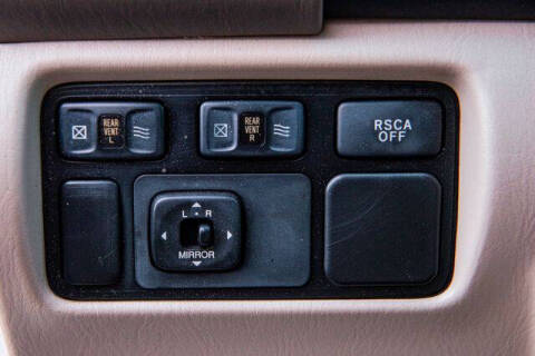 2004 Toyota Land Cruiser