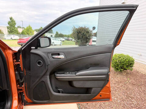 2011 Dodge Charger Rallye Plus