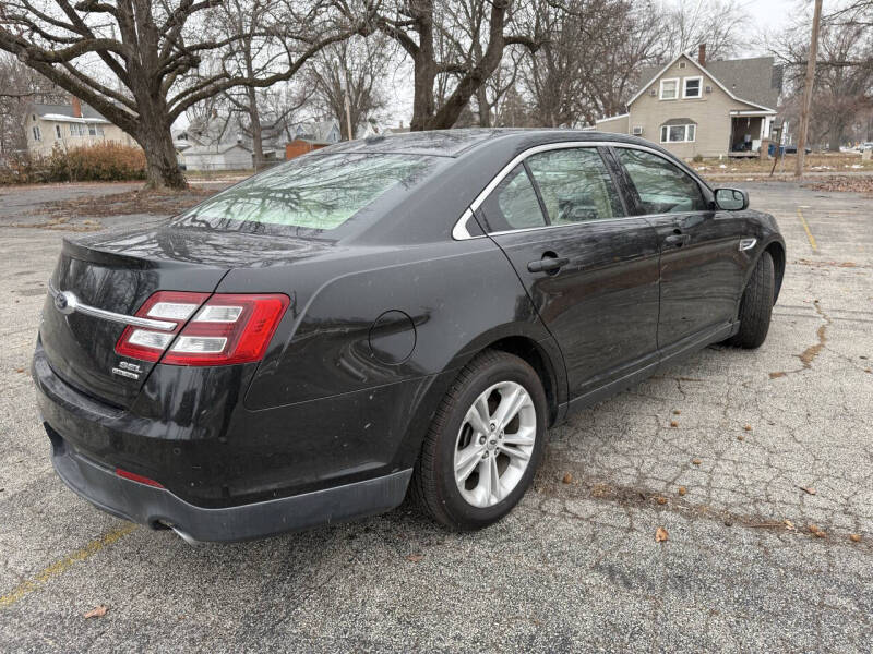 2014 Ford Taurus SEL