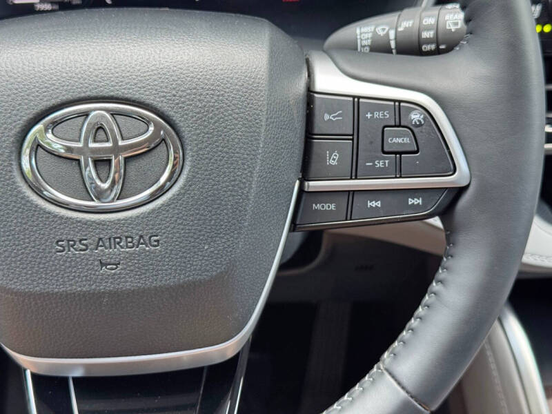 2024 Toyota Highlander Limited