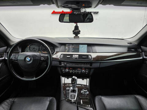 2011 BMW 5 Series 535i