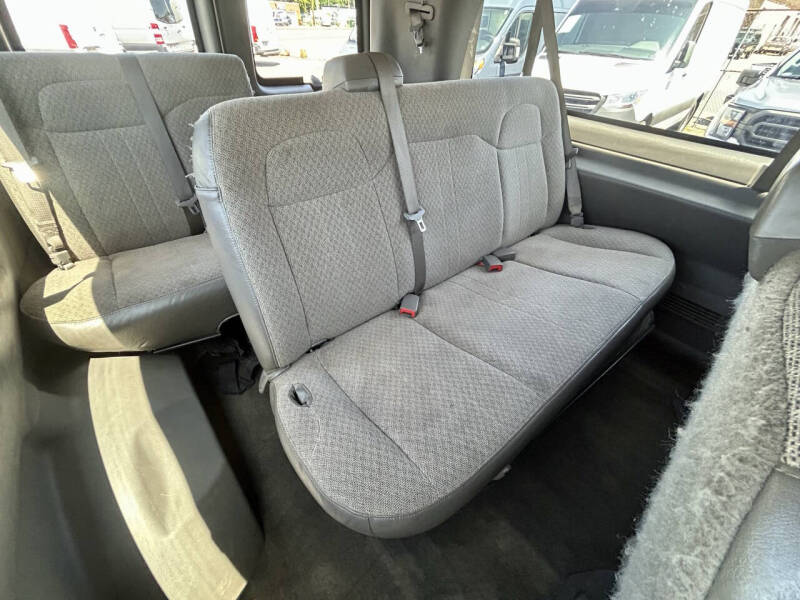 2016 Chevrolet Express LT 3500