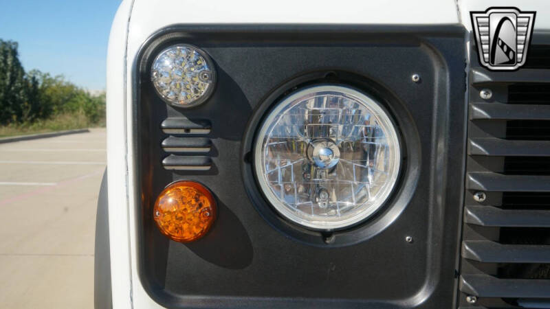 1986 Land Rover Defender