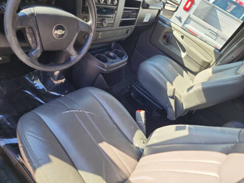 2009 Chevrolet Express LS 3500