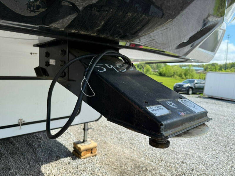 2020 Grand Design RV Momentum