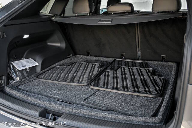 2024 Volkswagen Atlas Cross Sport SEL R-Line 4Motion