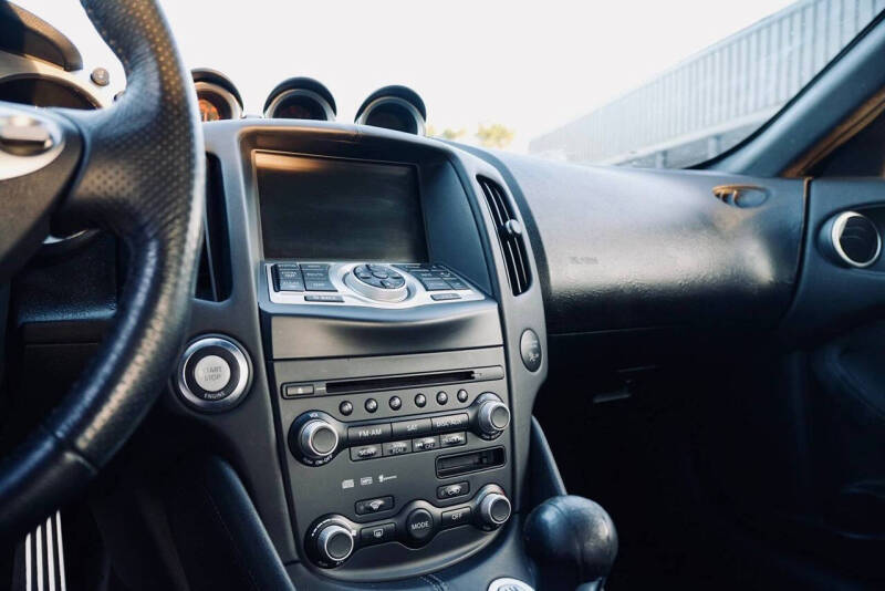 2009 Nissan 370Z Touring