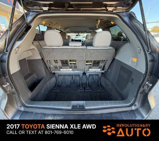 2017 Toyota Sienna XLE 7-Passenger
