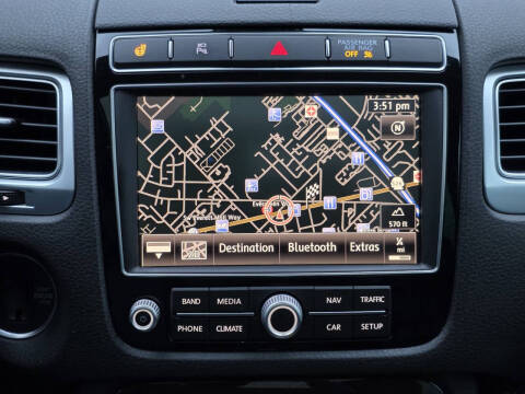 2015 Volkswagen Touareg V6 Lux