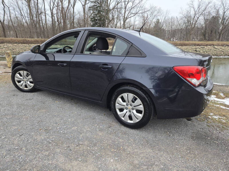 2014 Chevrolet Cruze LS photo 13