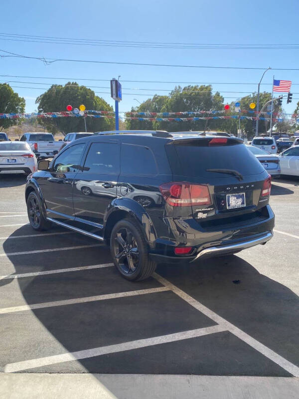 2020 Dodge Journey Crossroad photo 5