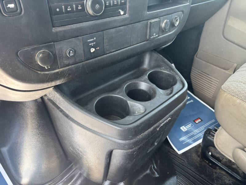 2017 Chevrolet Express 2500