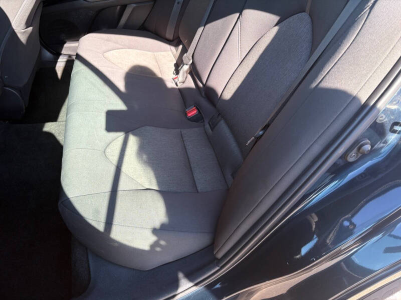 2020 Toyota Camry LE