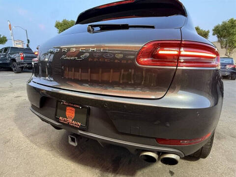 2017 Porsche Macan S