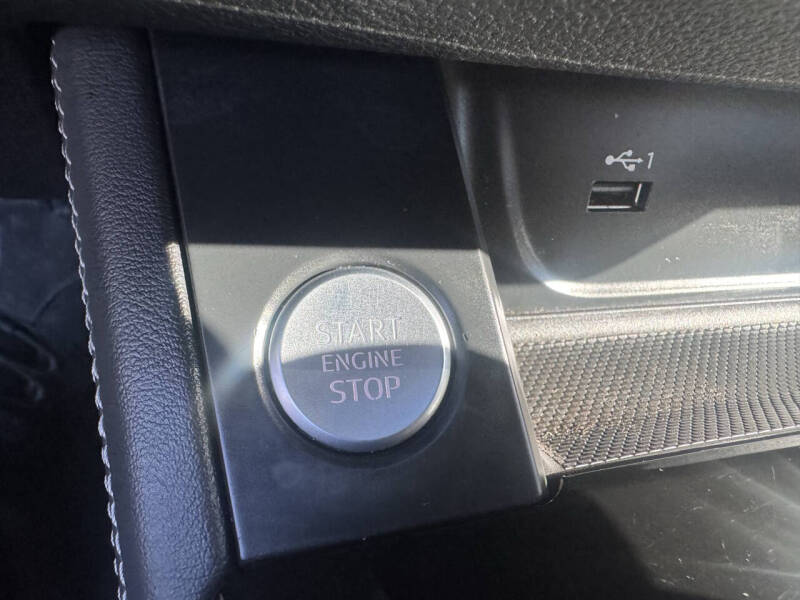 2021 Audi A4 quattro Premium Plus 40 TFSI