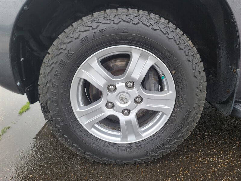 2014 Toyota Sequoia SR5