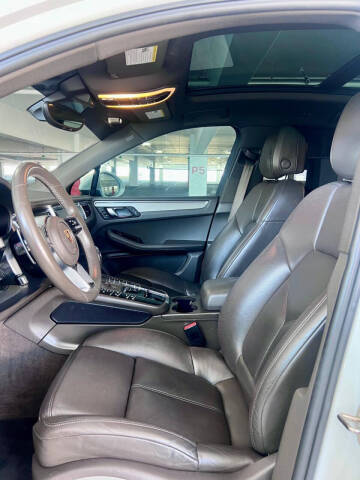 2016 Porsche Macan S